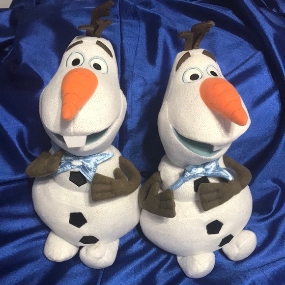 Disney Other - (2) Plush Talking Olafs